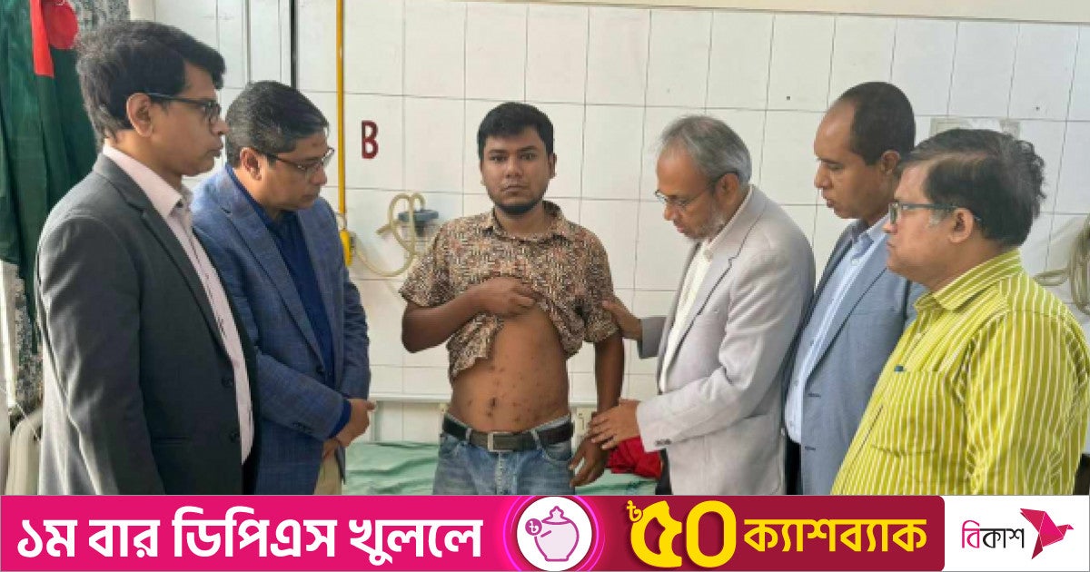 বিএমডিসির অনুমতি ছাড়া বাংলাদেশে ভারতীয় চিকিৎসকদের নিয়ে ডা. রফিকের প্রশ্ন